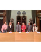 Una representación de Viladecans participa en la mesa redonda "La pobreza tiene rostro de mujer"