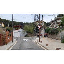 Interpelamos al gobierno municipal sobre el soterramiento de cables en Alba-Rosa