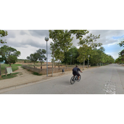 Pedimos que hagan un mantenimiento correcto del pipican de la Torre Roja