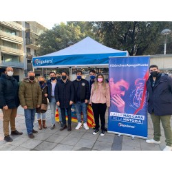 Buena acogida a la carpa de Nuevas Generaciones de Viladecans